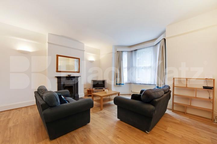 Spacious and bright apartment in the heart of Balham Elmfield Mansions - Elmfield Road , Balham 